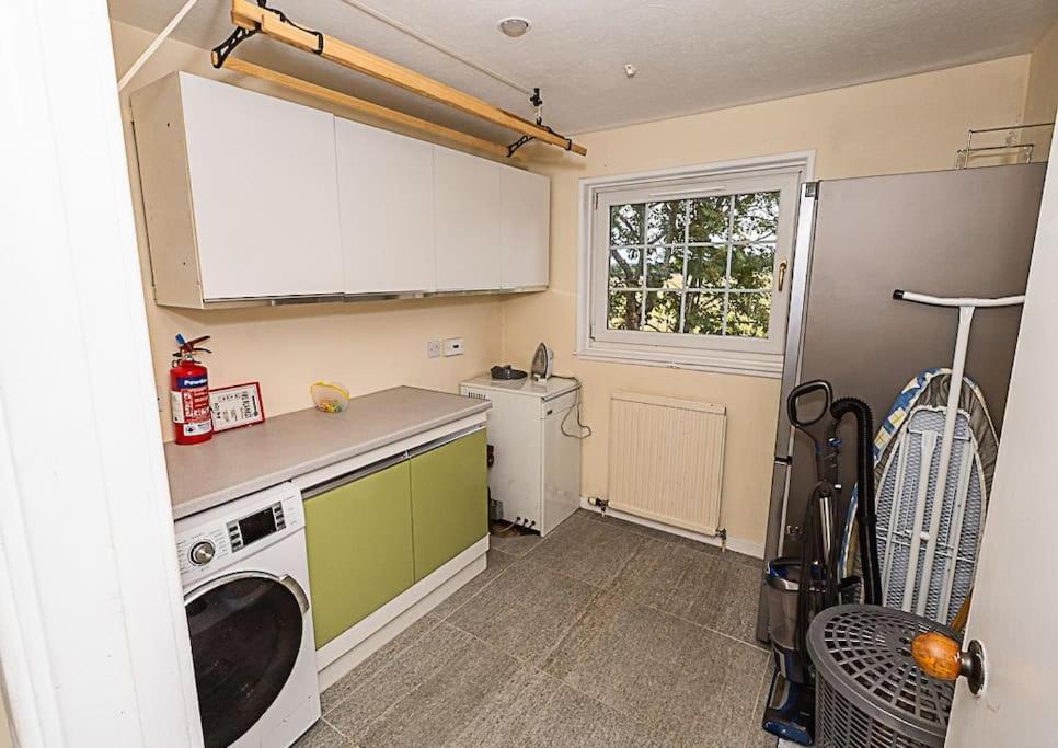 West Lodge 3 Bedrooms, Near Golf Course And River Turriff Екстер'єр фото