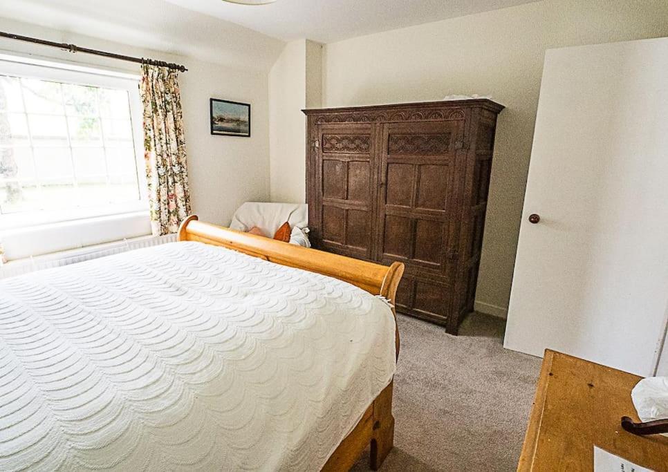 West Lodge 3 Bedrooms, Near Golf Course And River Turriff Екстер'єр фото